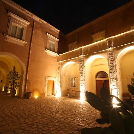 Aparthotel Palazzo Gambuzza Ispica Exteriér fotografie