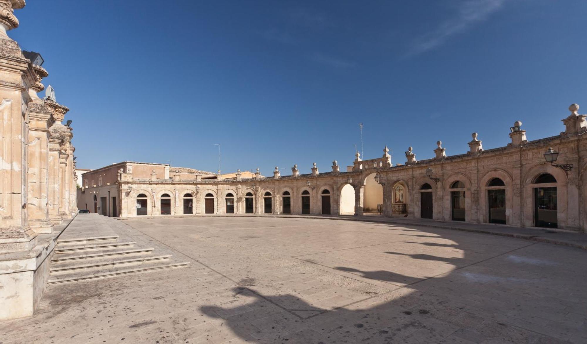 Aparthotel Palazzo Gambuzza Ispica Exteriér fotografie