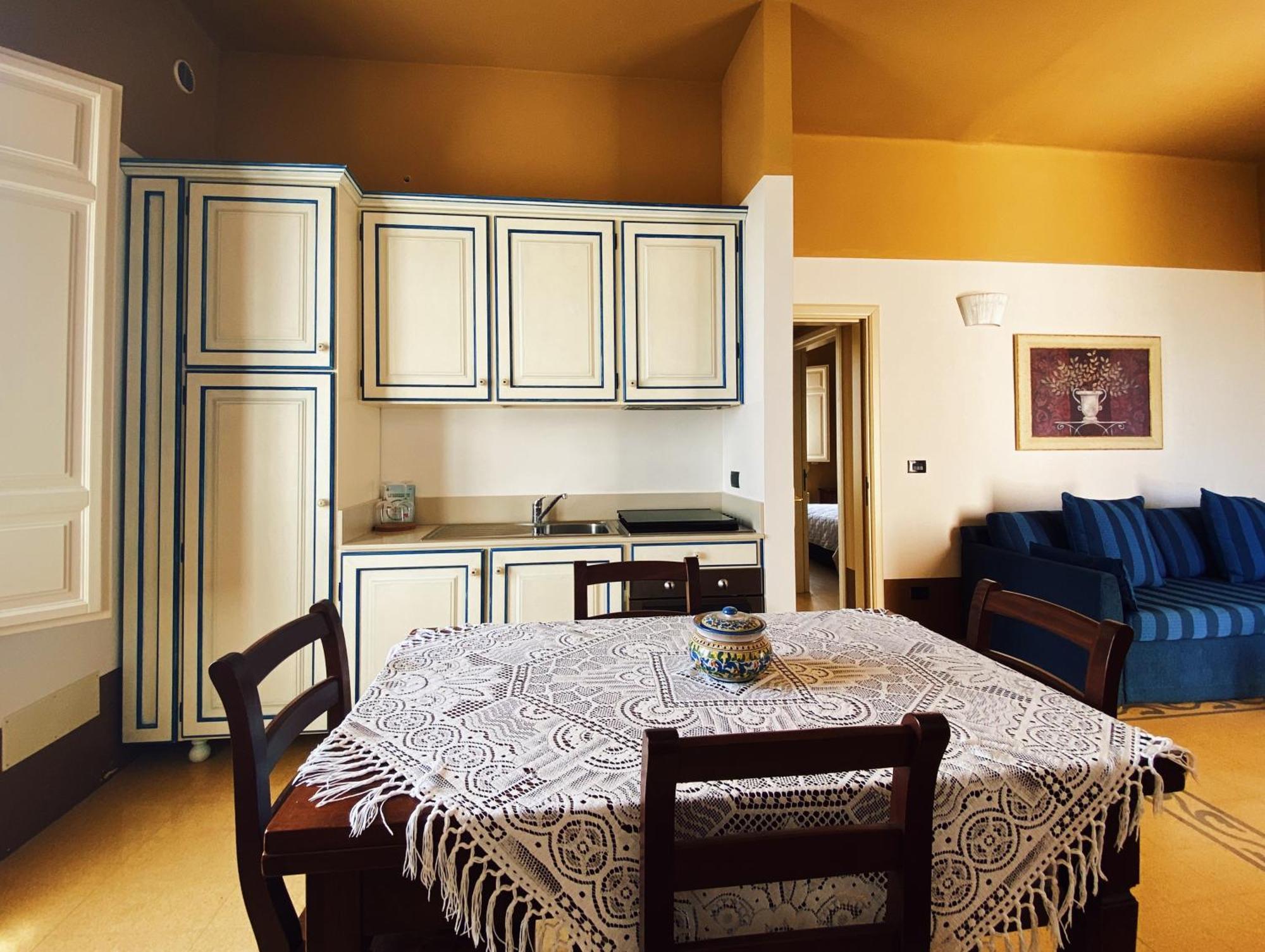 Aparthotel Palazzo Gambuzza Ispica Pokoj fotografie