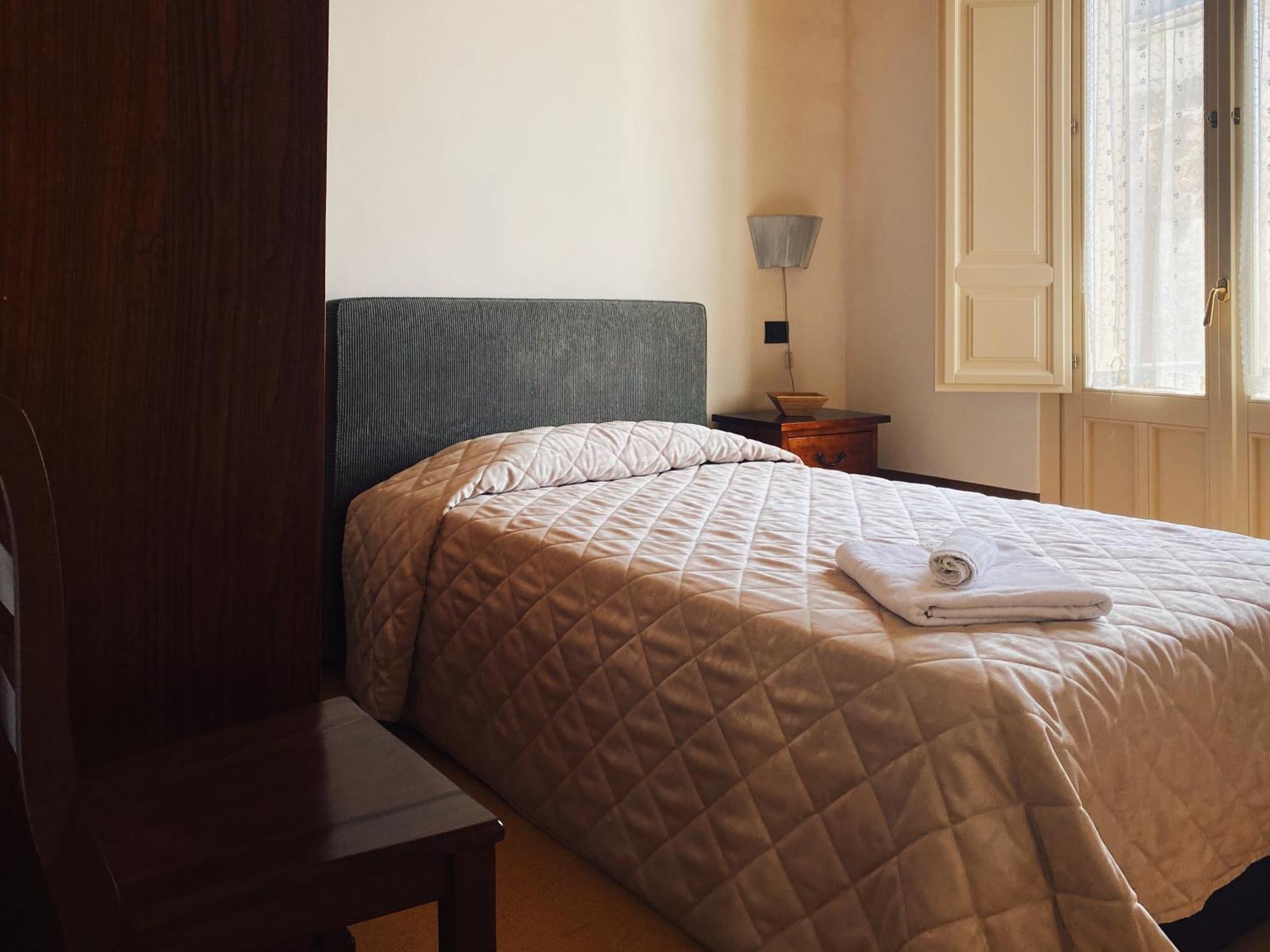 Aparthotel Palazzo Gambuzza Ispica Pokoj fotografie
