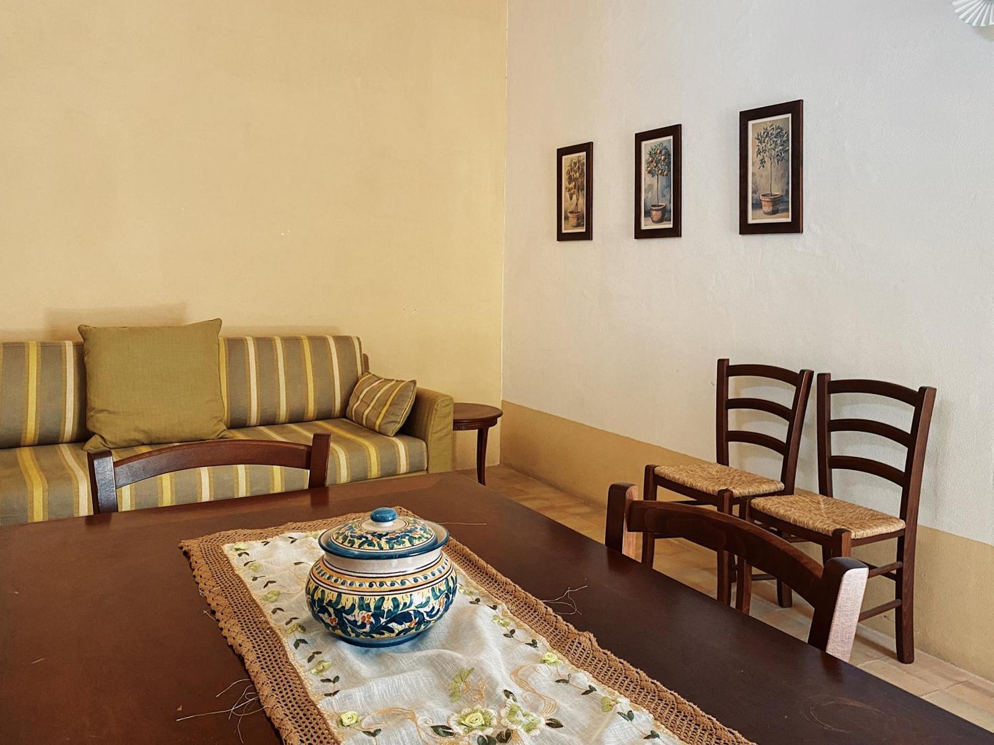 Aparthotel Palazzo Gambuzza Ispica Pokoj fotografie